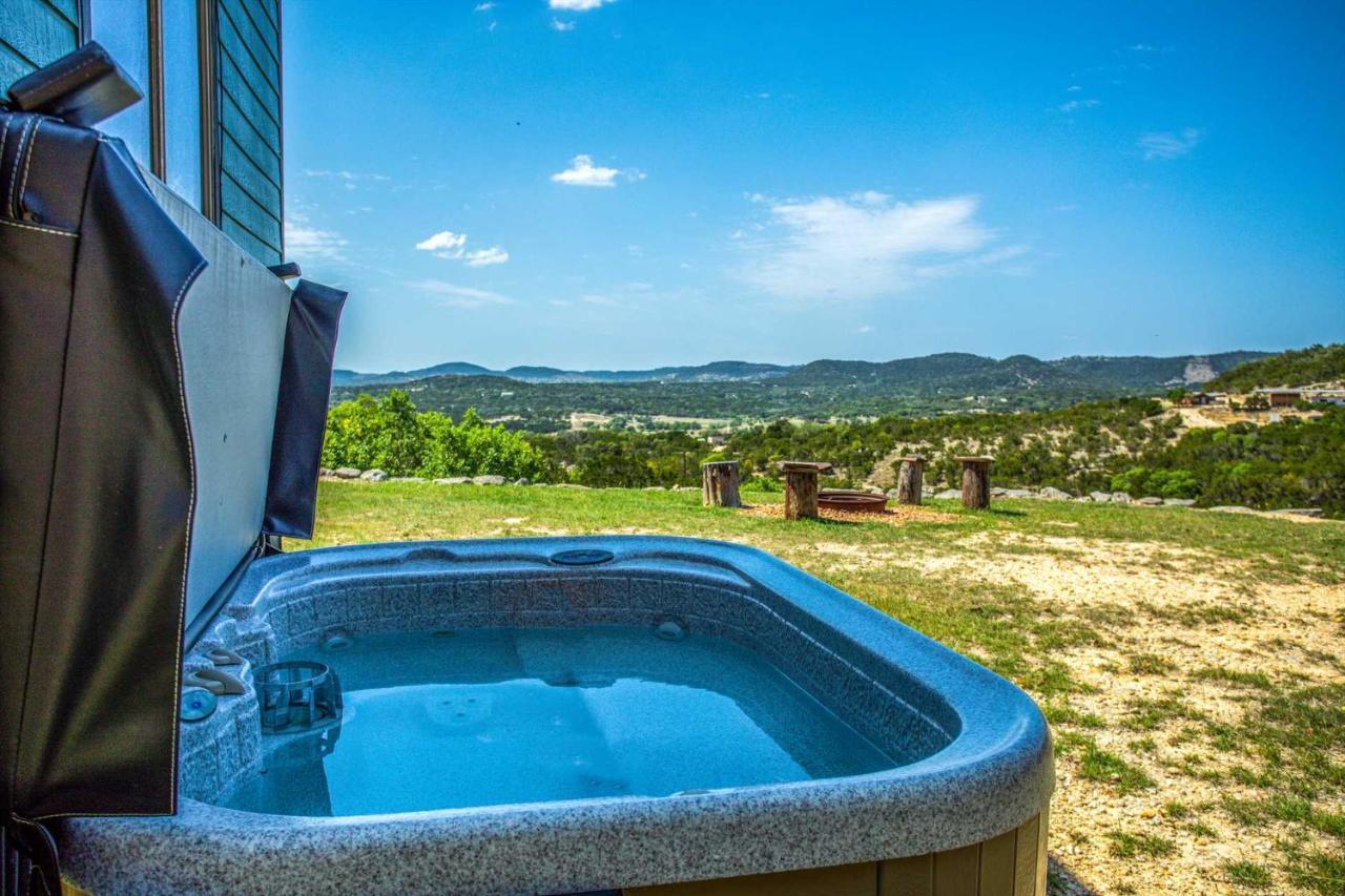 Antler Run Ranch Cabin Pipe Creek Экстерьер фото