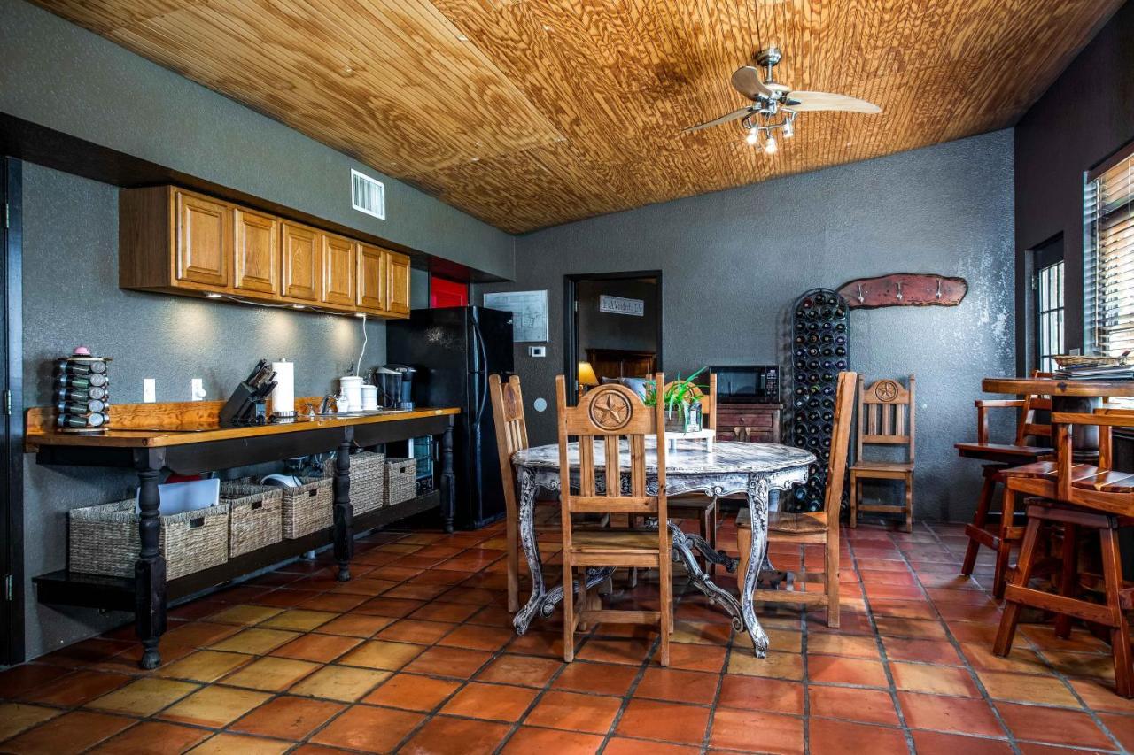 Antler Run Ranch Cabin Pipe Creek Экстерьер фото